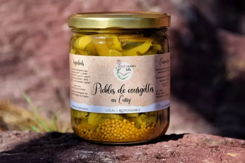 Pickles de courgettes au curry