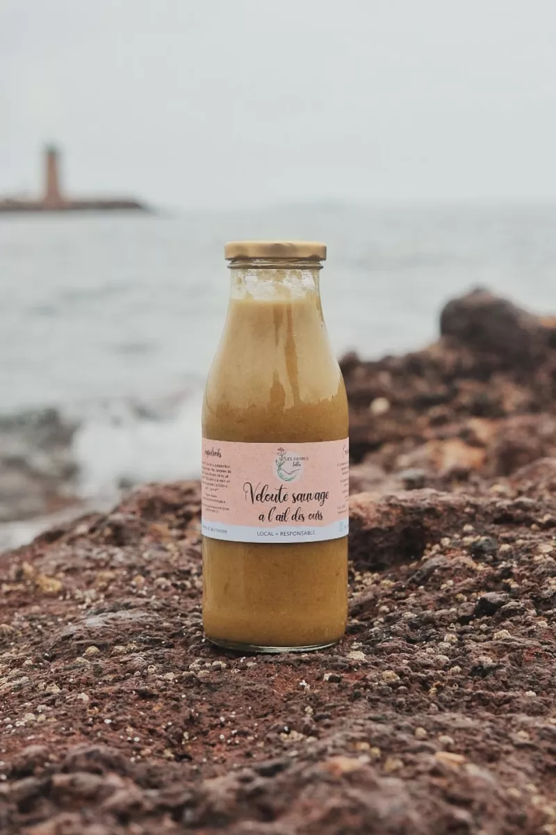 Velouté sauvage à l'ail des ours